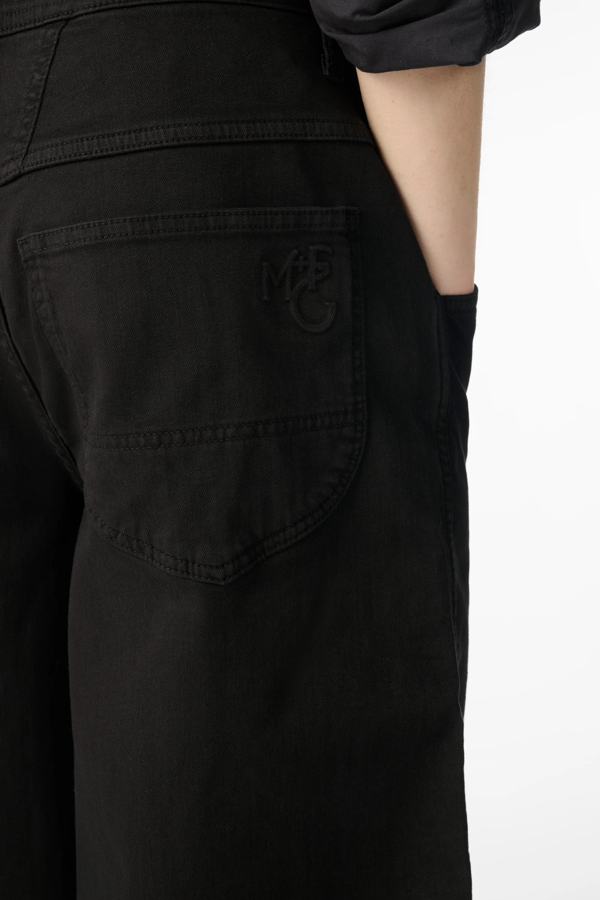Bermuda Brand X Garment Dye - Image 5