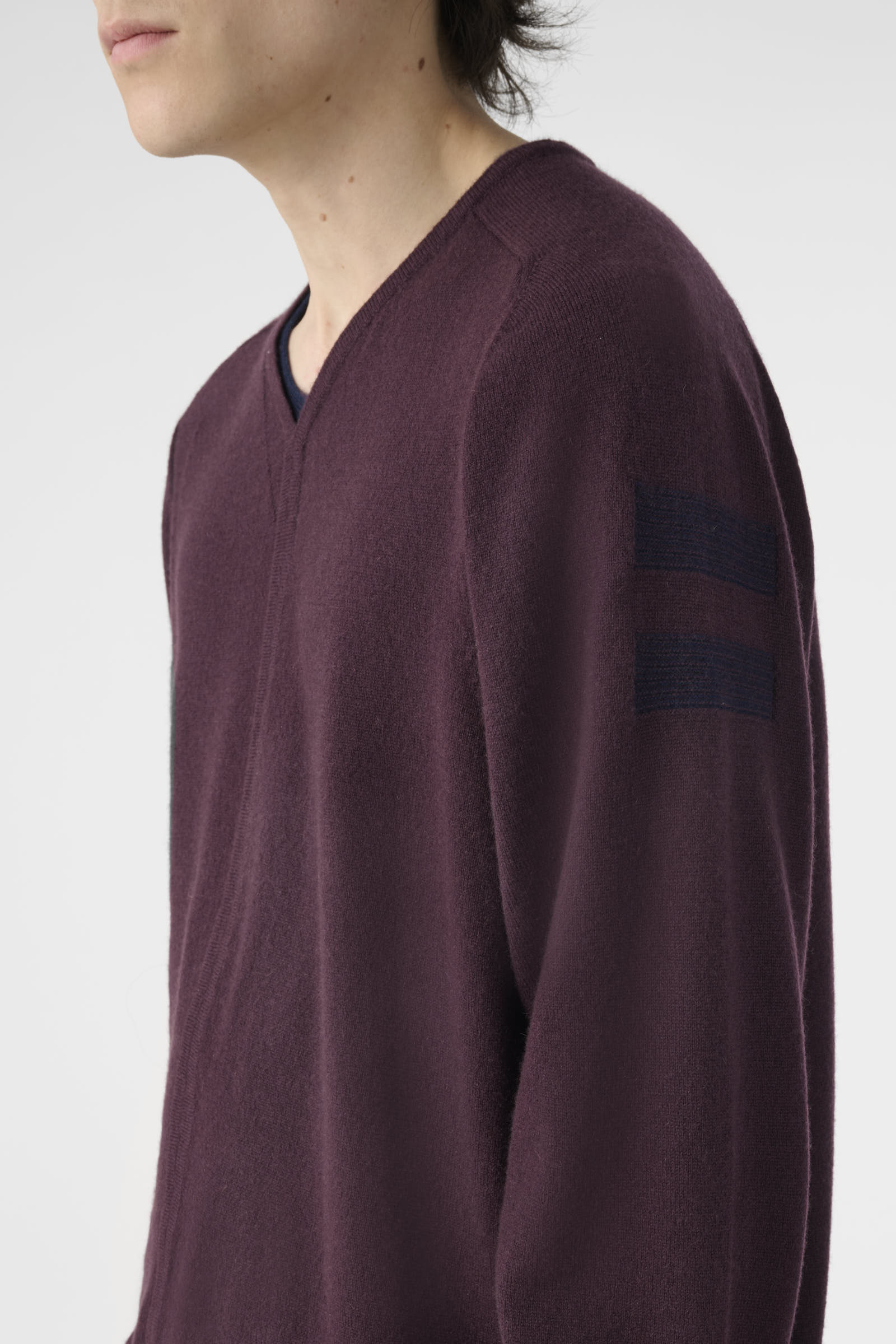 V Crew - Image 14